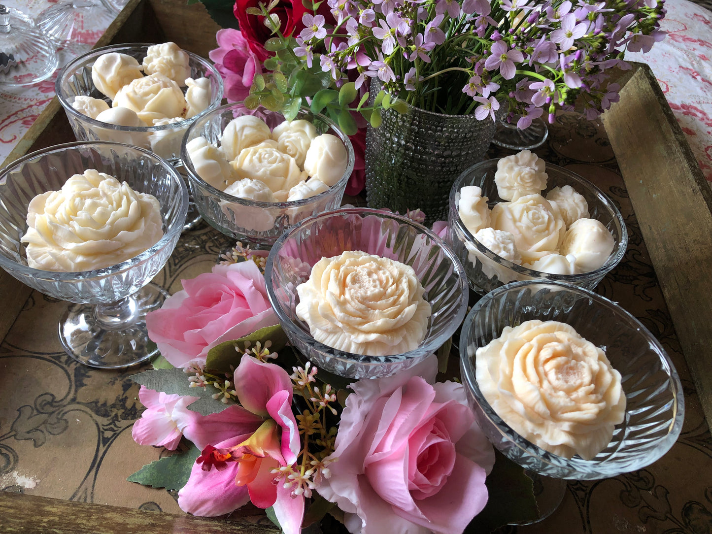 LES ROSES DE JOSEPHINE